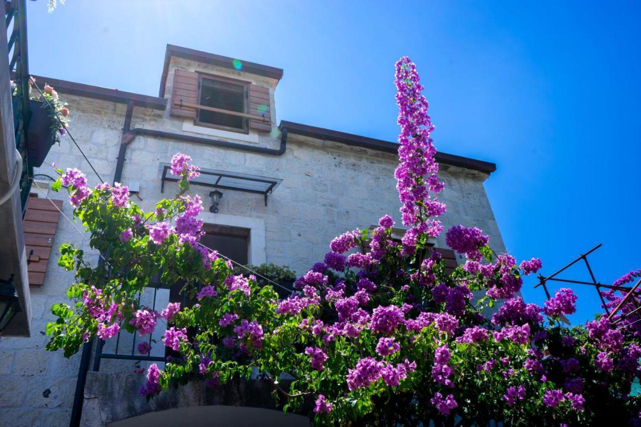 Apartments And Rooms Marino Trogir Exterior foto